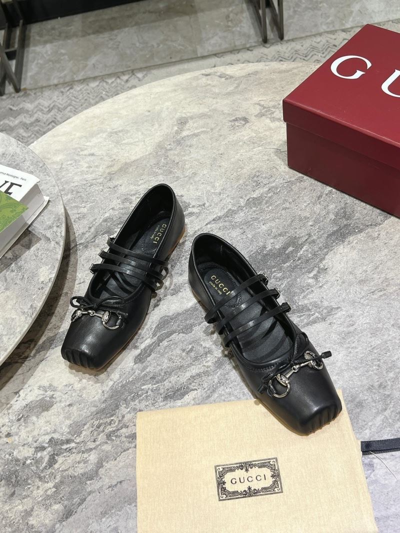 Gucci Low Shoes